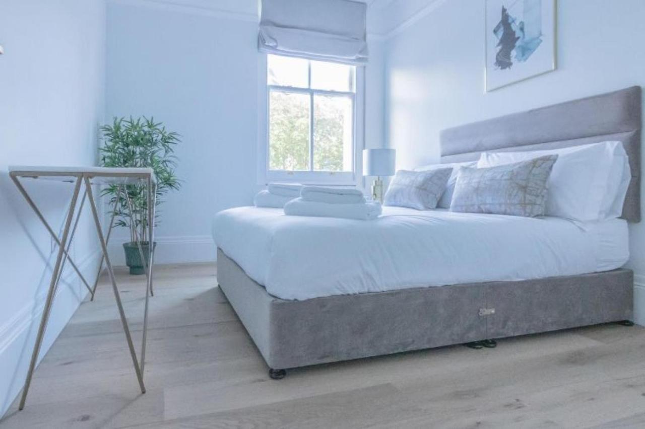 Ferienwohnung Royal Kensington In Cromwell Road London Exterior foto